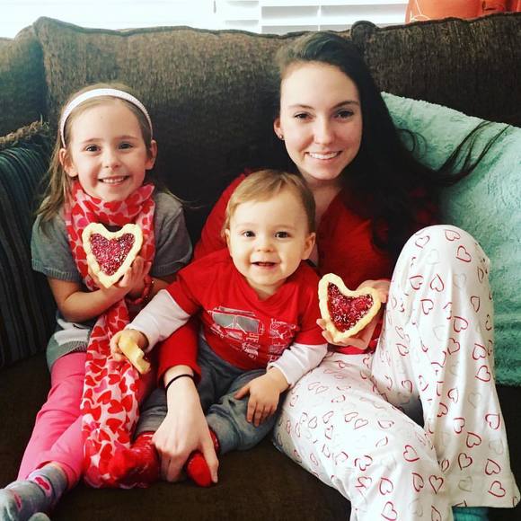 Meet your Posher, Melanie - Picture 1 of 1